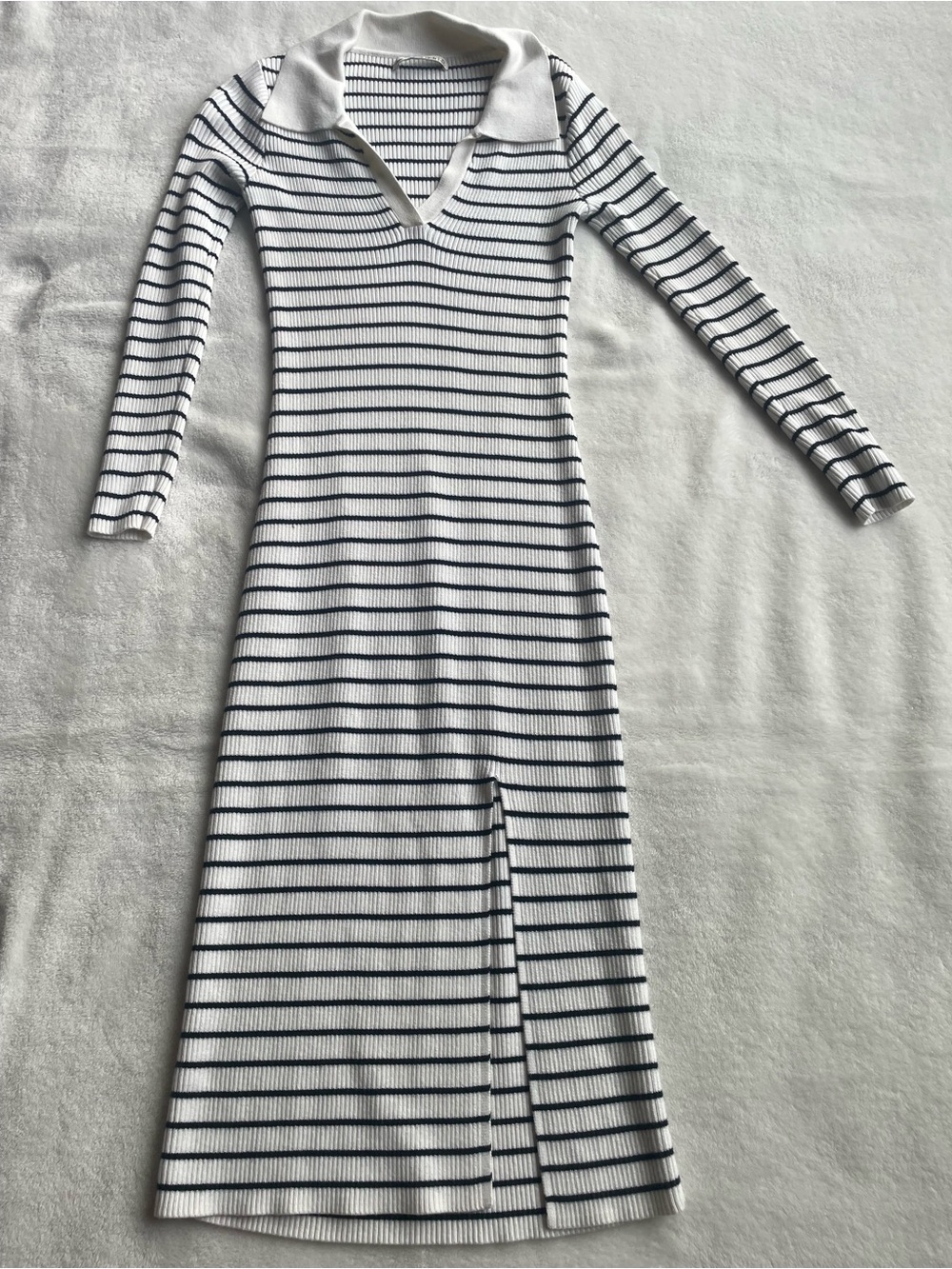 Abercrombie & Fitch White and Navy Striped Collared Ribbed Midi Dress #hamptons